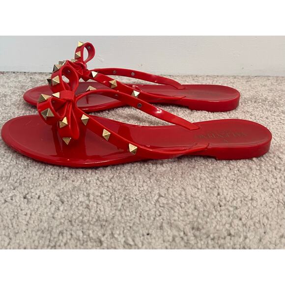 Valentino Garavani Rock Stud Red Bow Detailed Jelly Thong Sandals Size 39 (9) - Picture 8 of 10
